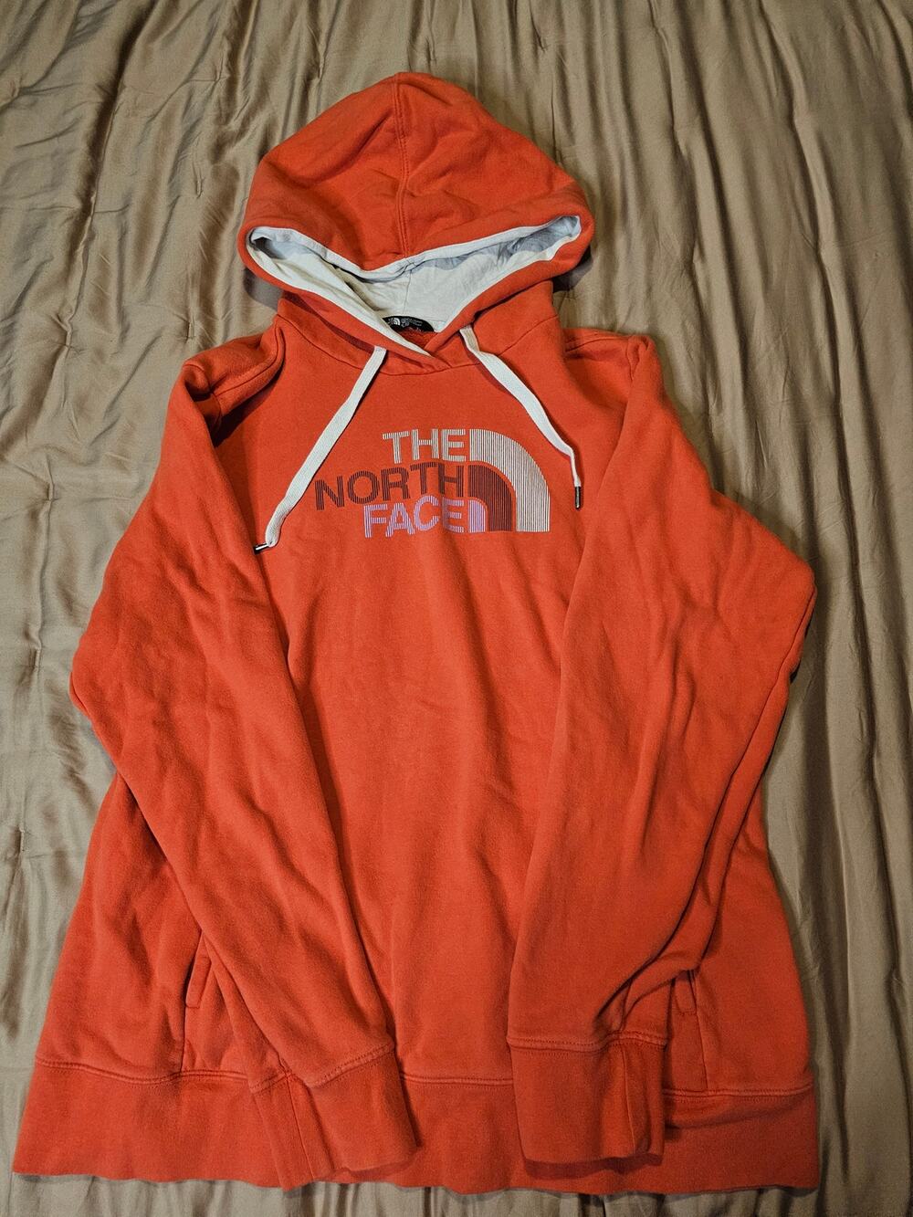 The North Face Women's XL Coral Orange Multicolor Logo Pullover Hoodie